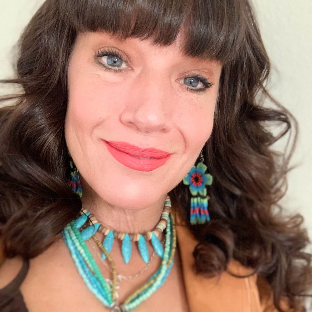 Meet your Posher, Dana